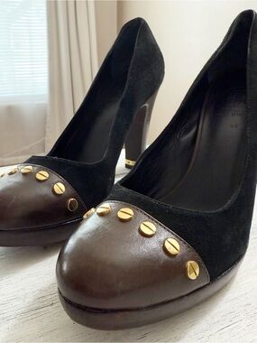 Tory Burch Black Suede Pump with Brown Leather Studded Toe size 8M